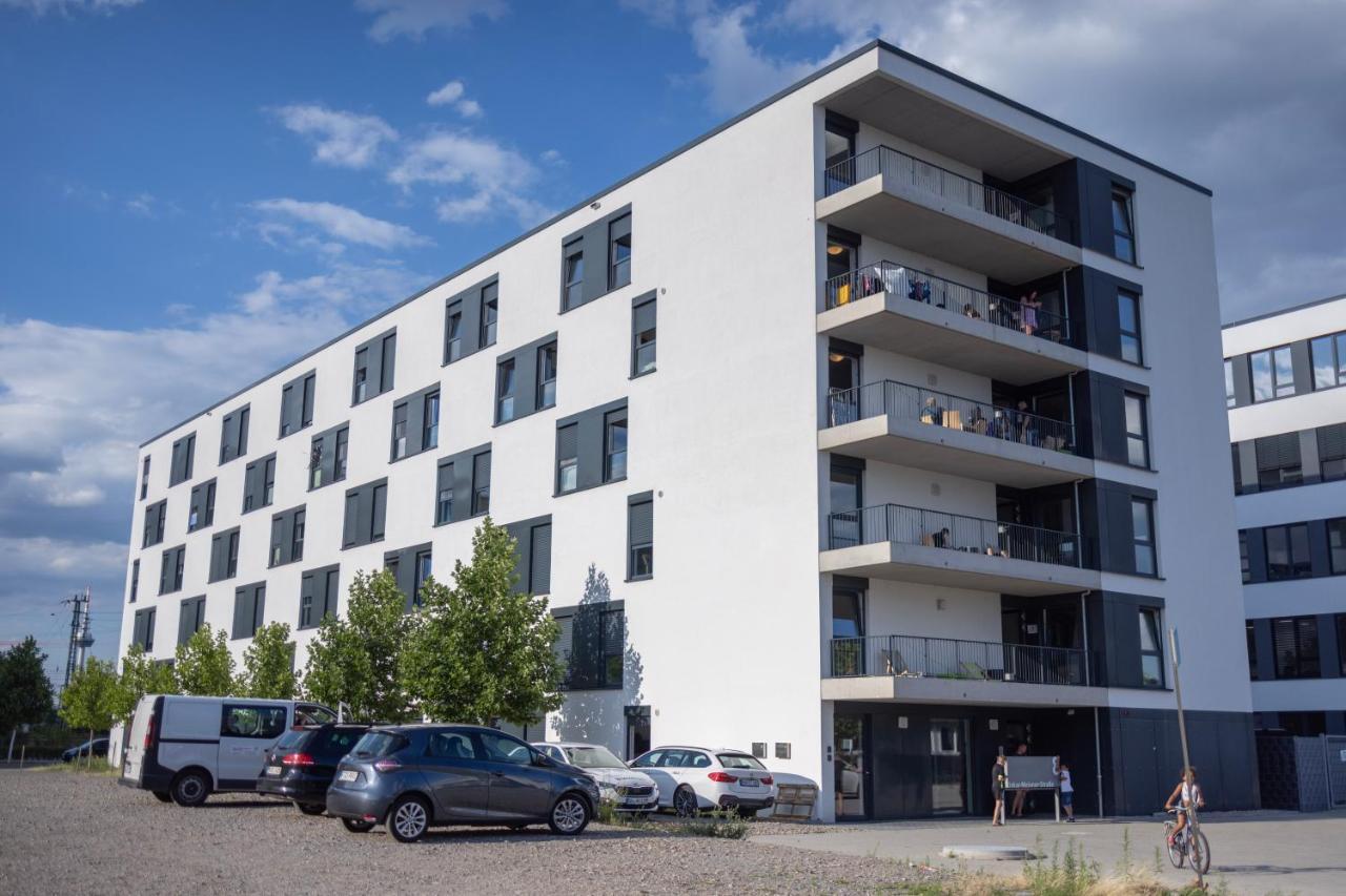 Apartmenthaus Und Monteurzimmer